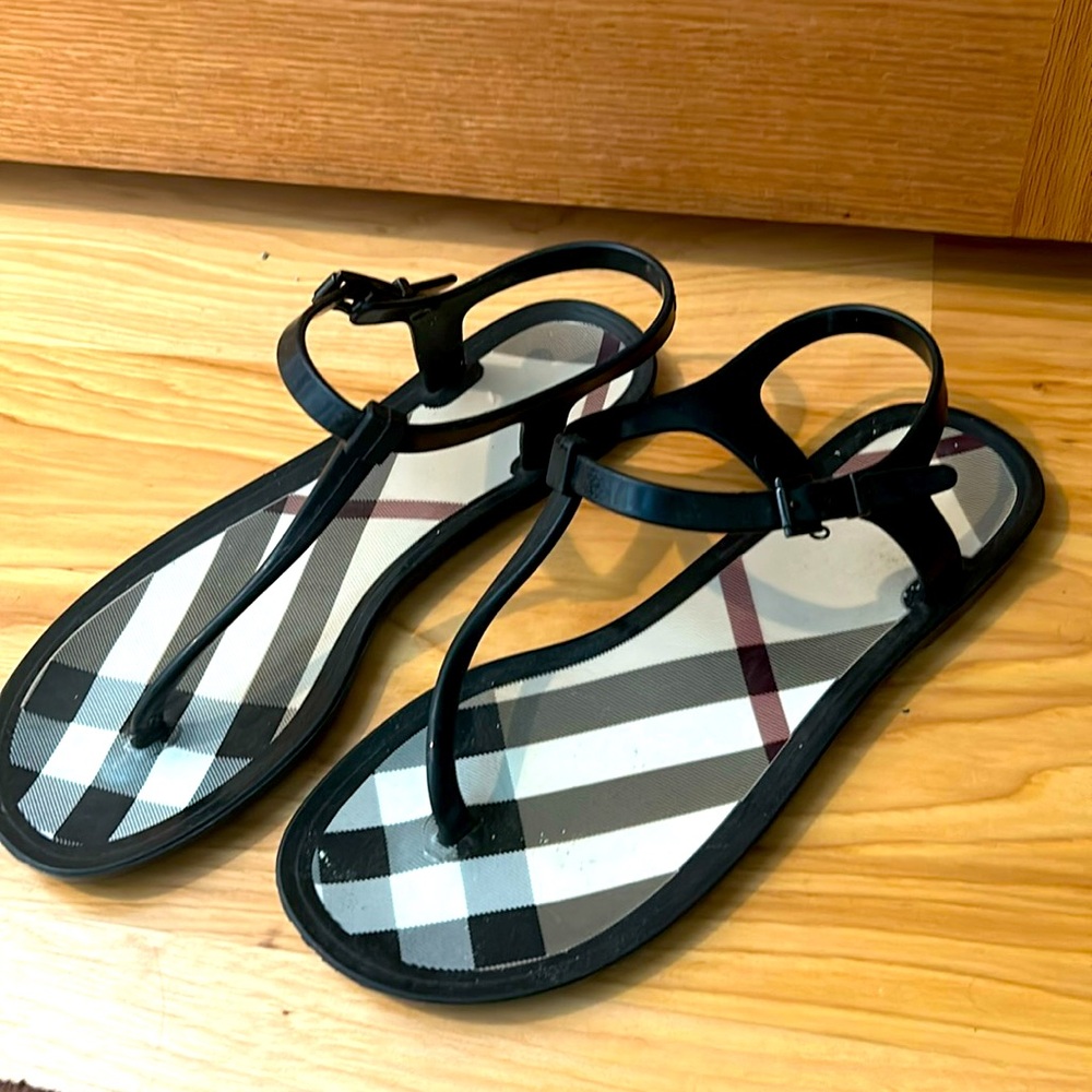 Burberry Jelly Sandals